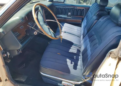 1969 Lincoln Continental z USA, uszkodzony, nr VIN 9Y82A848051